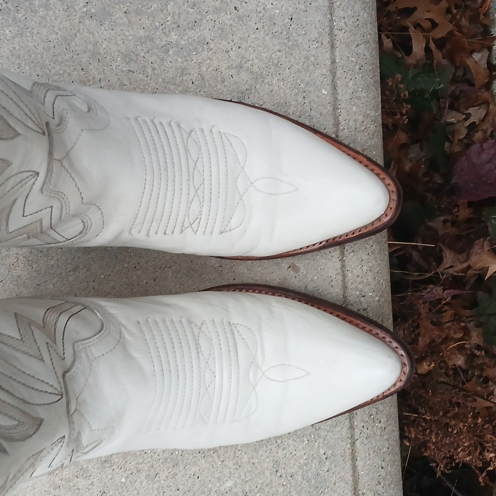 TECOVAS The Abby tall Leather boot, EUC. size 9.5B - Picture 3 of 15